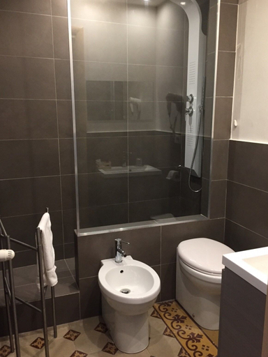Bathroom 4, OttoMood Ala Ovest Catania Centro, Catania