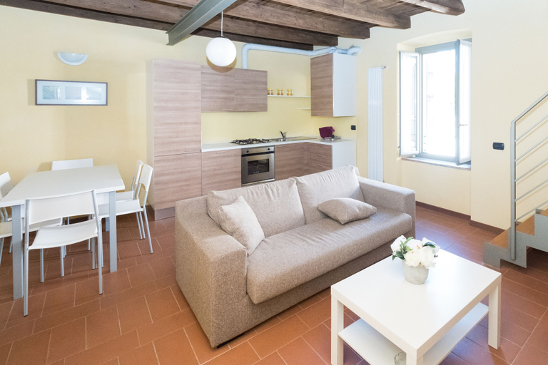 Others 5, Residence Matilde, Bergamo