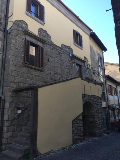 Exterior & Views 2, B&B Al Cardinale, Viterbo