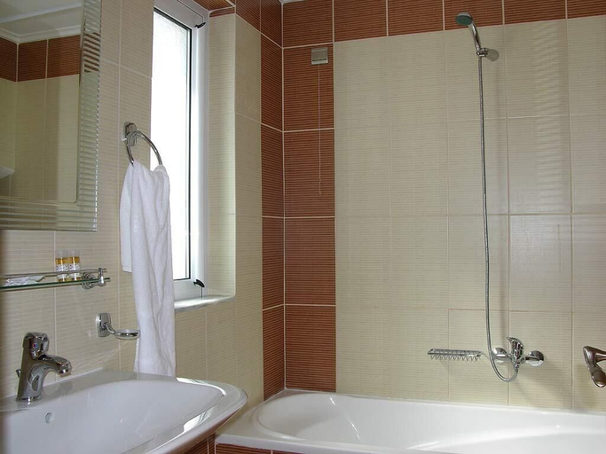 Bathroom 5, Antonios Village, West Greece