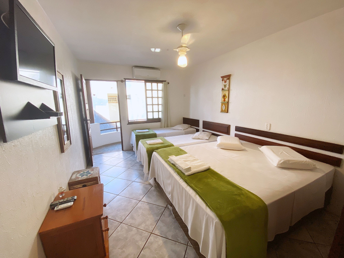 Bedroom 3, HOTELARE Hotel Brunello, Parati
