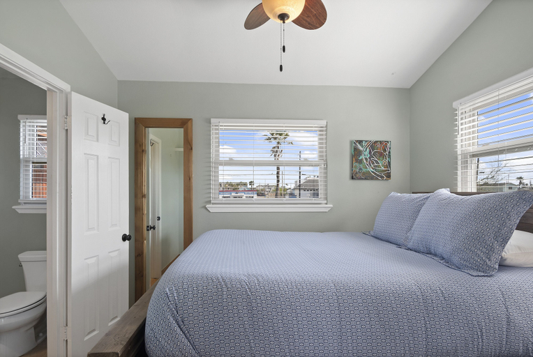 Bedroom 2, Anglers Court Beach Villa #3, Nueces