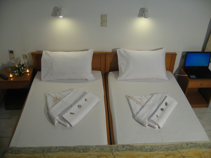 Bedroom 3, Despina Studios, Crete