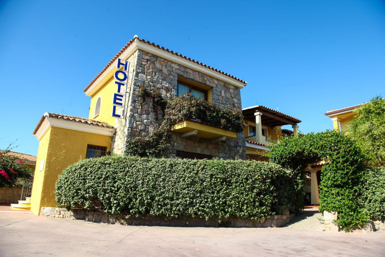 Exterior & Views 2, Hotel Lu Pitrali, Nuoro