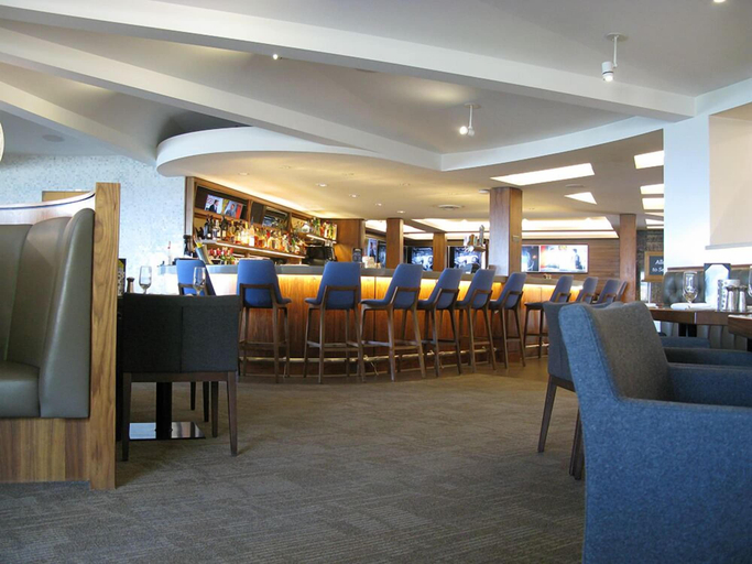 Food & Drinks 5, Qualicum Beach Inn, Nanaimo