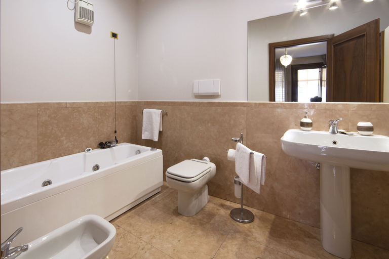 Bathroom 4, Padovaresidence Palazzo della Ragione, Padua