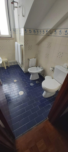 Bathroom 5, INATEL Luso, Mealhada