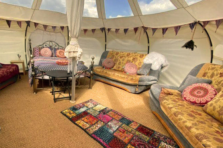 Bedroom 4, Glamping With Llamas, Cambridgeshire