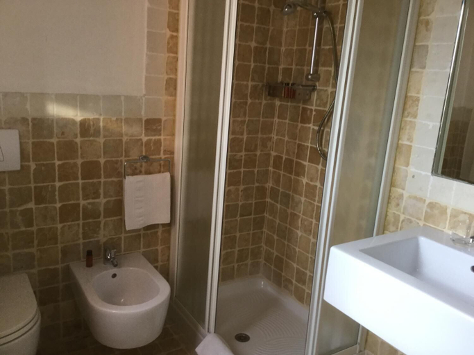 Bathroom, Alla Cedrara agriturismo, Ferrara