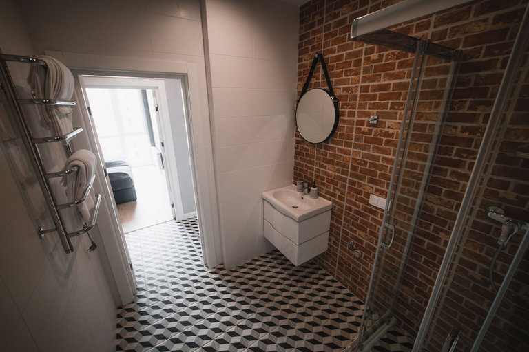 Bathroom, Kostjukowski Apartments Shevchenka 60, L'vivs'ka