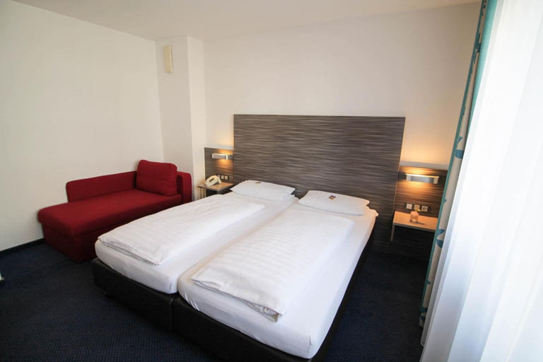 Bedroom 2, Hotel Am Zoo, Frankfurt am Main