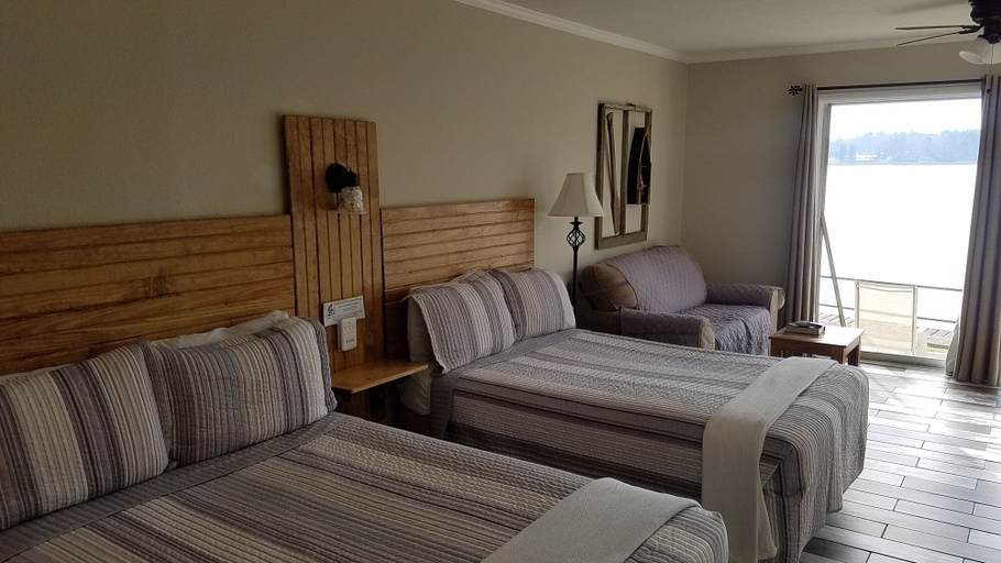Bedroom 3, Willow Beach Resort, Garland