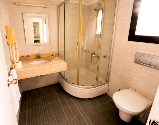 Bathroom 5, The Olive Tree Hotel
