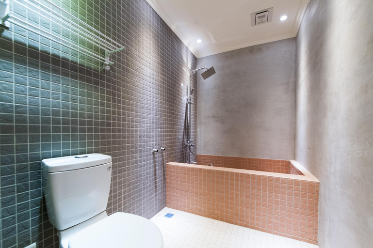 Bathroom 3, uncle7, Yilan
