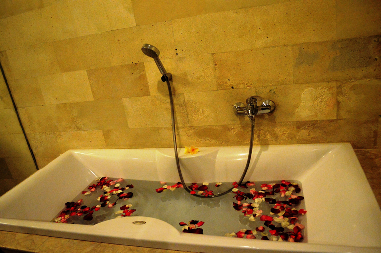 Bathroom 4, Pandawa Beach Villas & Spa, Denpasar