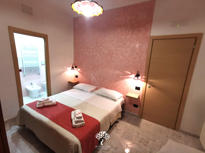 Bedroom 3, La Suscella Bed & Breakfast, Salerno
