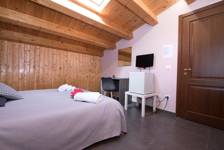 Bedroom 4, Casa vacanze Malaclà, Syracuse
