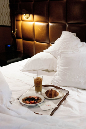Bedroom 3, Gild Hall, A Thompson Hotel, by Hyatt, New York
