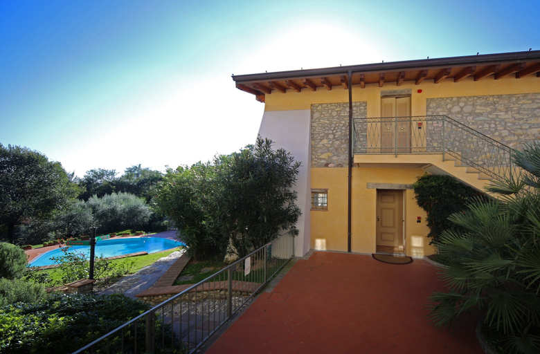 Exterior & Views 2, Romantik Hotel Relais Mirabella Iseo, Brescia