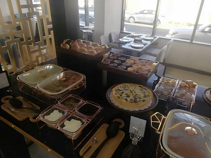 Food & Drinks 5, Iris Boutique Taif Heart, Taif