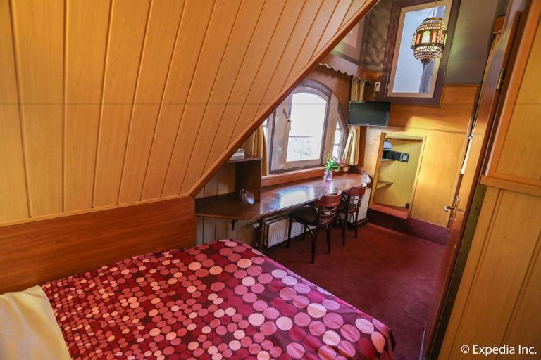 Bedroom 3, Nadia, Amsterdam