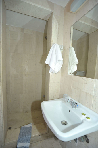 Bathroom 4, Byzantine Hotel, Crete