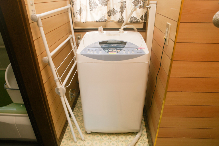 Bathroom 3, Minpaku Ambo, Kazuno
