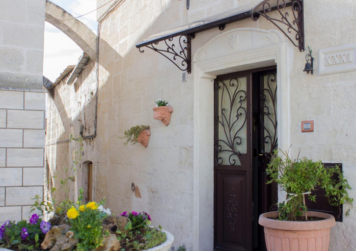 Exterior & Views 2, La Ferula Casa Vacanze, Taranto