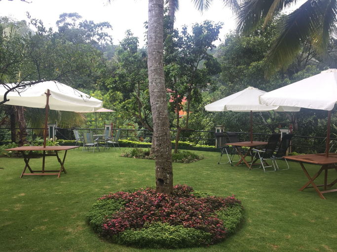 Others 5, Villa Nuova Kandy, K.F.G. & G. Korale