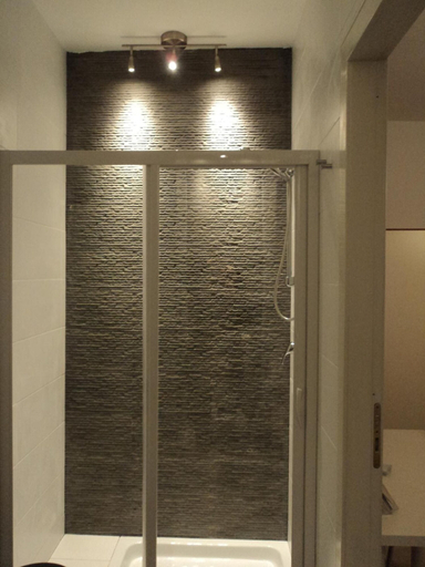 Bathroom 4, Sbarco dei 1000, Trapani