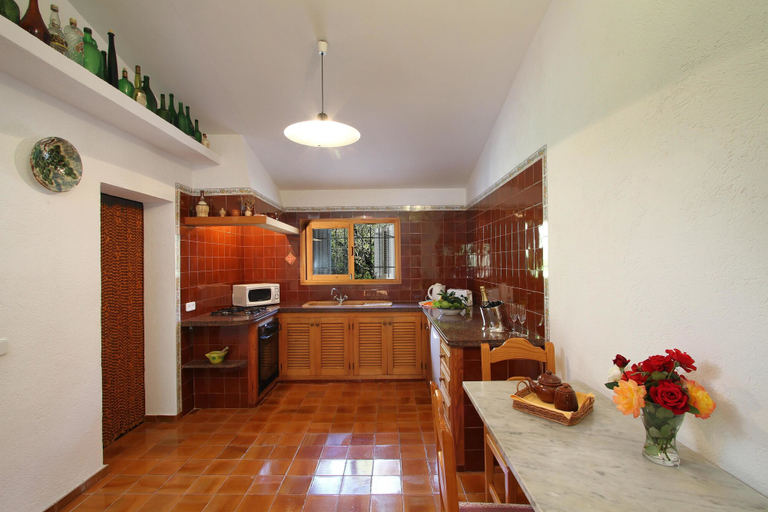 Others 5, Villa Natalia, Baleares