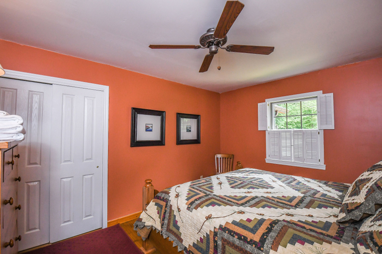 Bedroom 2, Welcome View Point, Garrett