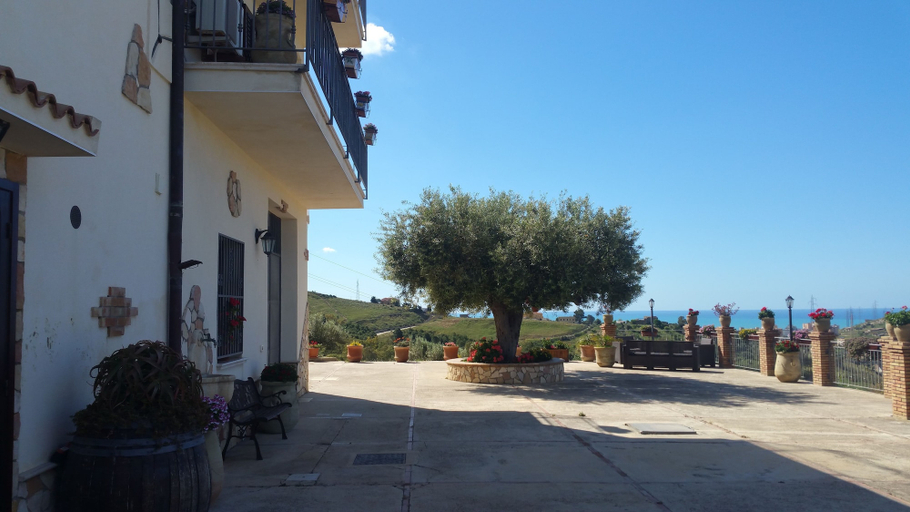 Exterior & Views 2, B&B A Robba de Pupi, Agrigento