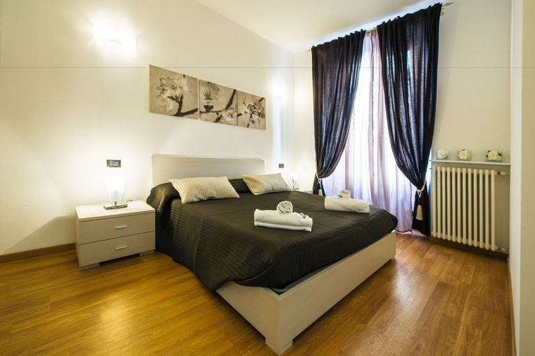 Bedroom 2, Volta Apartment, Como