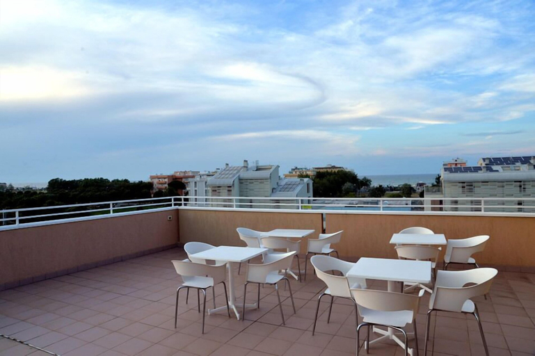 Others 4, Hotel Maioli, Rimini