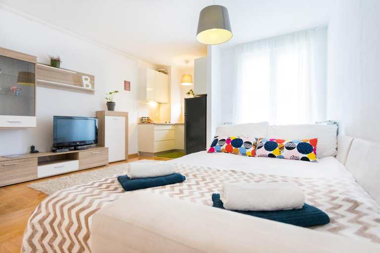 Bedroom, Cute and Sunny Studio in Zagreb with Balcony & Free Parking, Zagreb