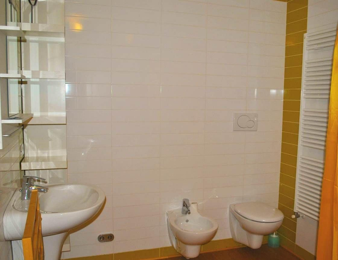 Bathroom 4, Silver Lake Residence, Como
