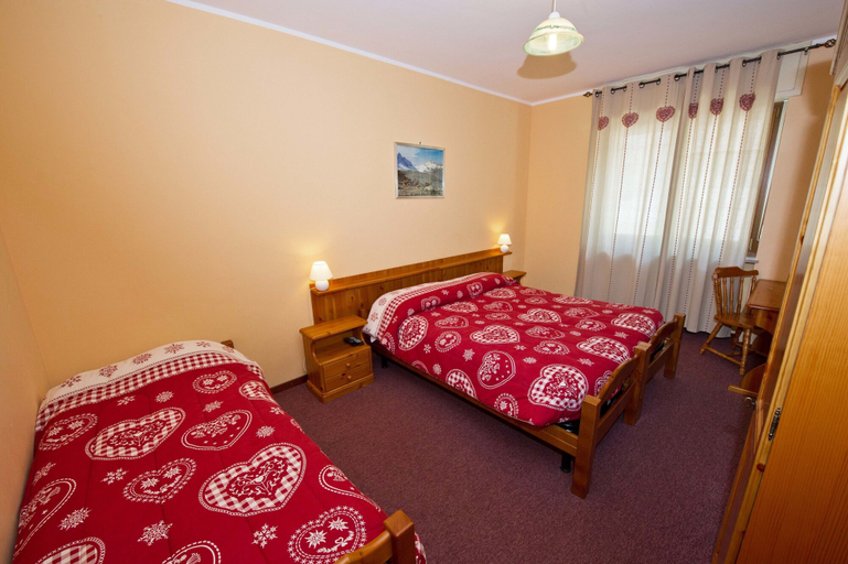Bedroom 3, Hotel Valentino, Aosta