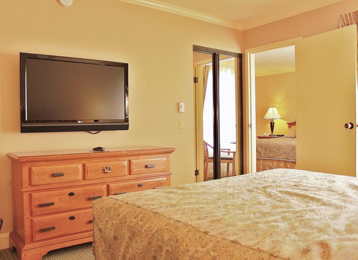 Bedroom 2, Columbus Motor Inn, San Francisco