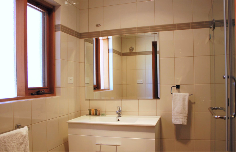 Bathroom 4, BIG4 Stuart Range Outback Resort, Coober Pedy