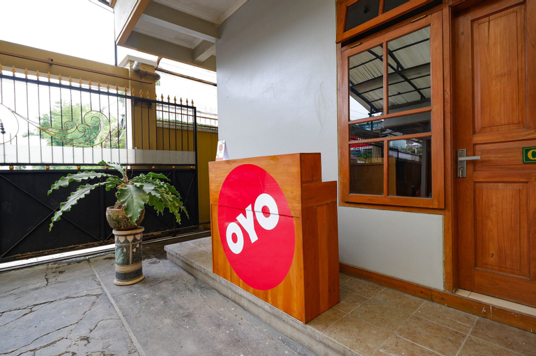 Public Area 3, OYO 2737 D'kost, Solo