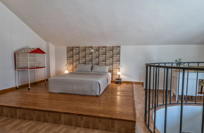Bedroom 2, Nostos, Crete