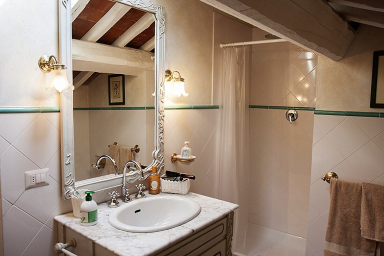 Bathroom 4, Villa Close to Florence, Hot Tub & Breathtaking View, Prato