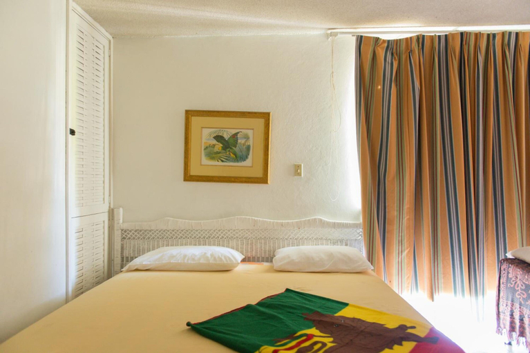 Bedroom 3, Sundown Beach Studio At Montego Bay Club