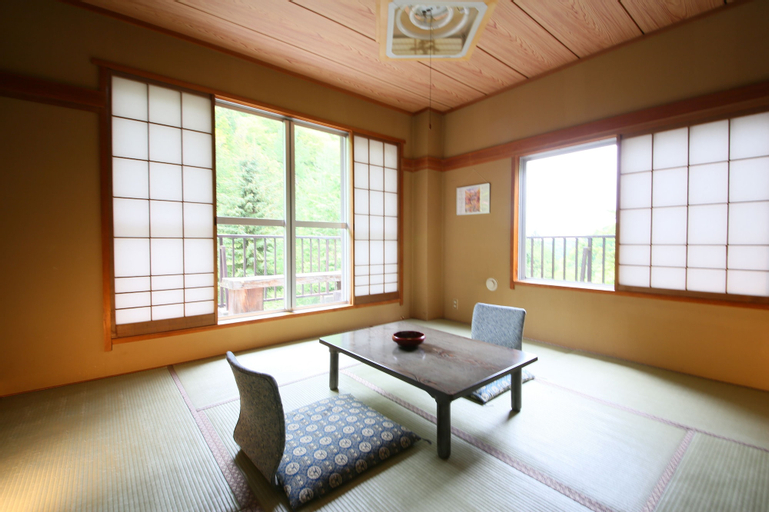 Meiji Onsen Ryokan, Chino