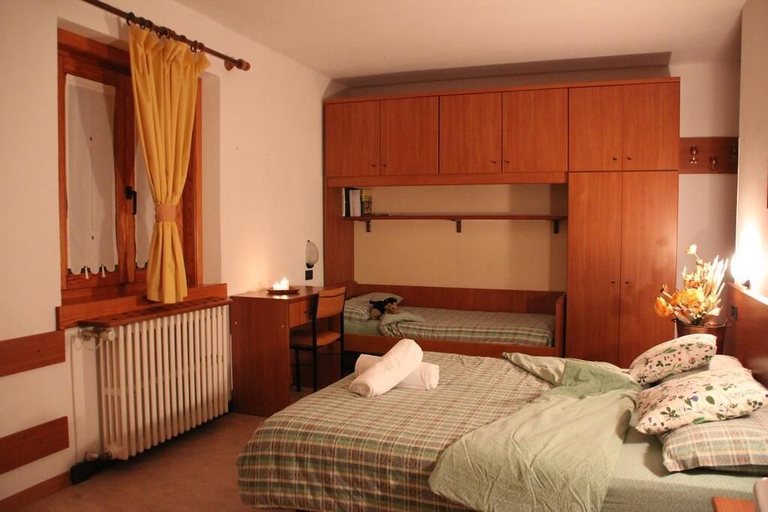 Bedroom 4, Bucaneve, Sondrio