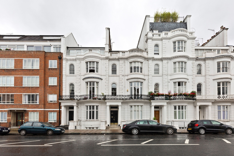 Exterior & Views 2, JOIVY Elegant 1-Bed Flat In Bayswater, London