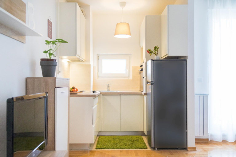 Others 5, Cute and Sunny Studio in Zagreb with Balcony & Free Parking, Zagreb