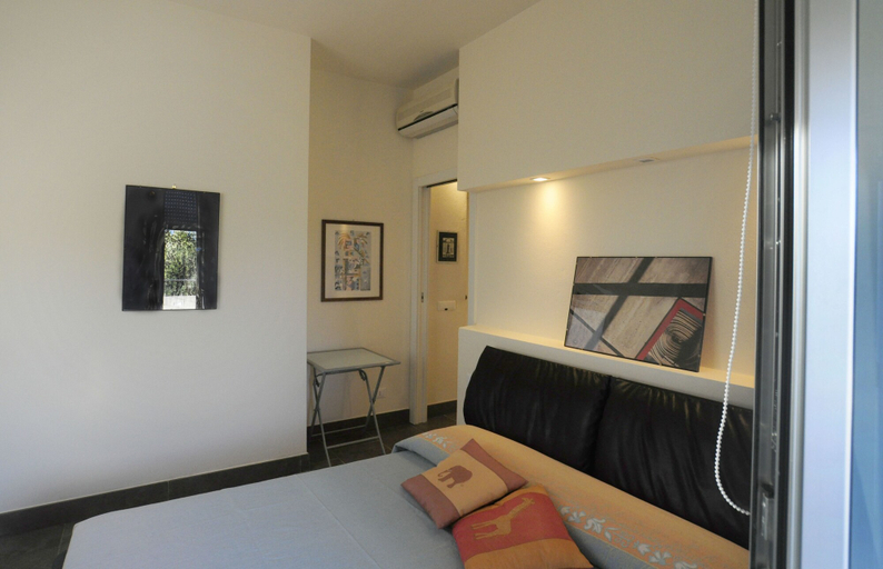 Bedroom 5, Art House Margine Rosso, Cagliari