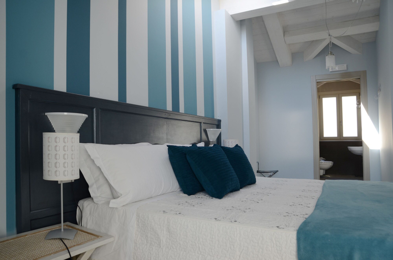 Bedroom 22